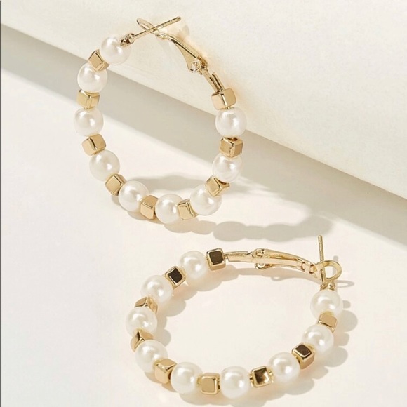 Jewelry - •Classic Pearl Hoops•